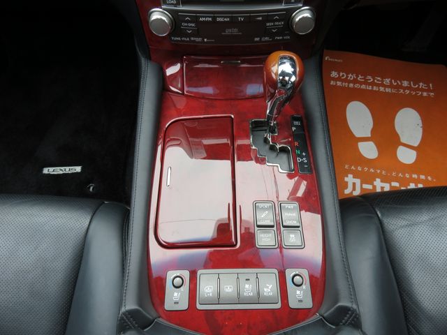 TOYOTA LEXUS LS600H 2010 Image 31