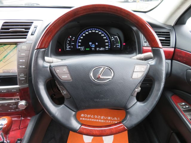 TOYOTA LEXUS LS600H 2010 Image 31