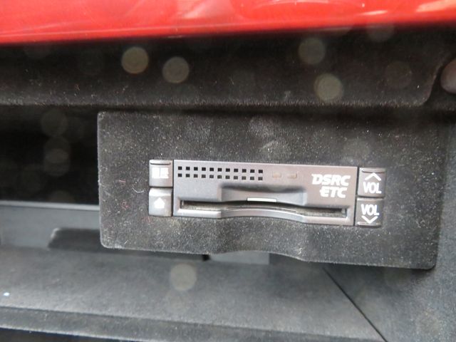 TOYOTA LEXUS LS600H 2010 Image 31