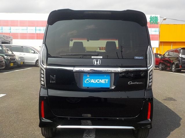 HONDA N BOX CUSTOM 2023 Image 31