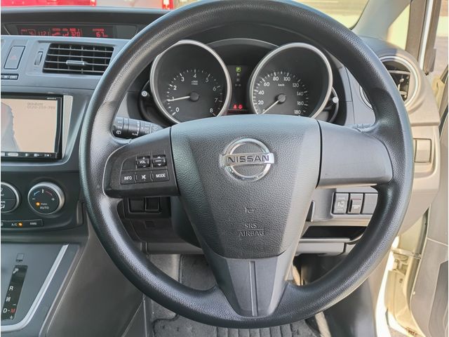 NISSAN LAFESTA 2011 Image 31