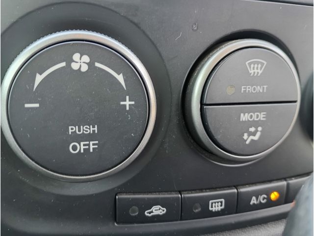 NISSAN LAFESTA 2011 Image 31