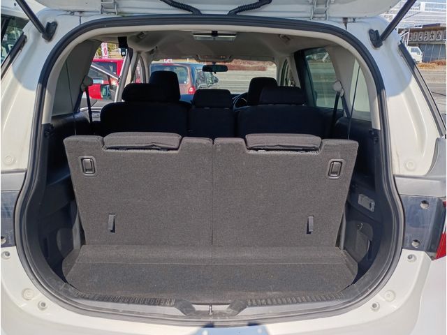 NISSAN LAFESTA 2011 Image 31