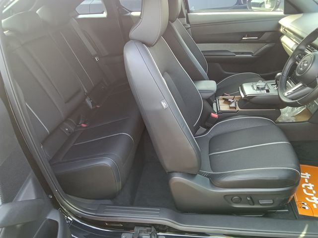 MAZDA MX-30 2025 Image 31