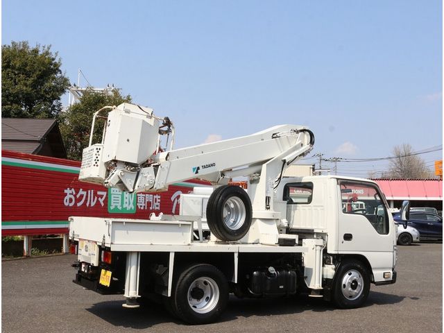 ISUZU ELF 2015 Image 31