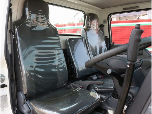 ISUZU ELF 2015 Image 31