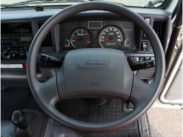 ISUZU ELF 2015 Image 31