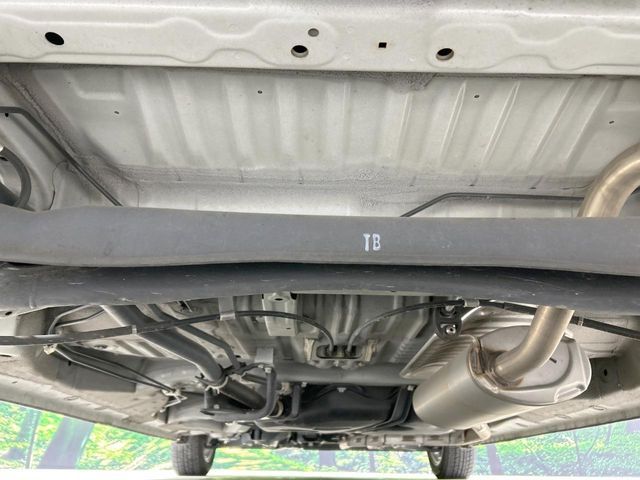 HONDA N BOX 2019 Image 31