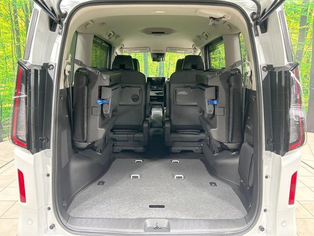 NISSAN SERENA  WG 4WD 2025 Image 31