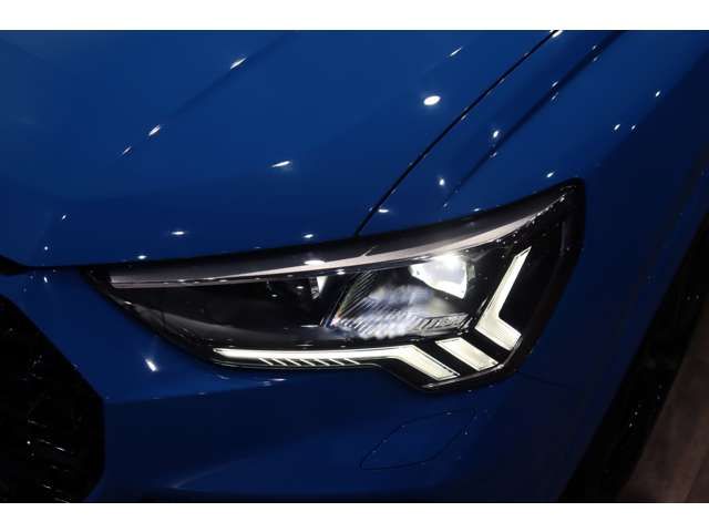 AUDI RS Q3 2021 Image 31