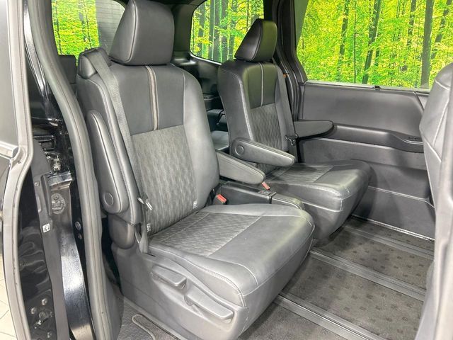 TOYOTA NOAH HYBRID 2023 Image 31