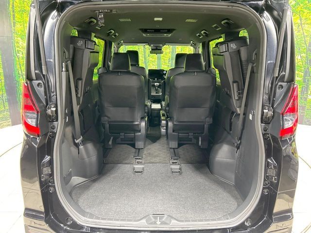 TOYOTA NOAH HYBRID 2023 Image 31