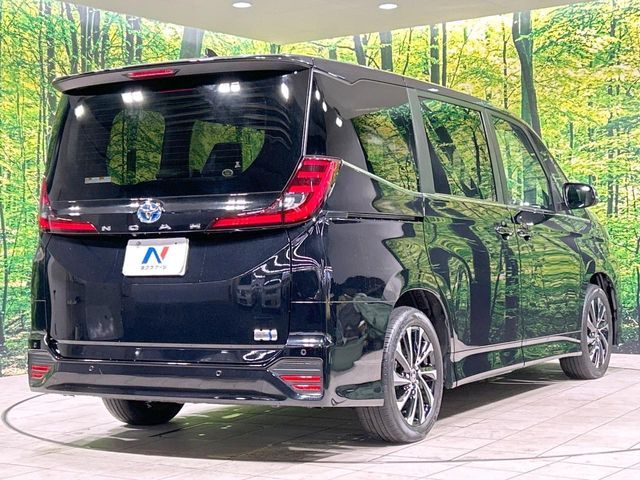 TOYOTA NOAH HYBRID 2023 Image 31