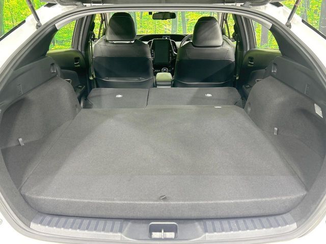 TOYOTA PRIUS PHV 2019 Image 31