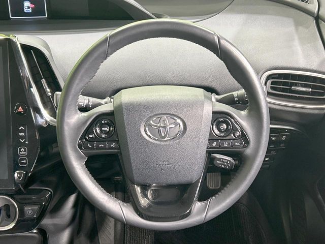 TOYOTA PRIUS PHV 2019 Image 31