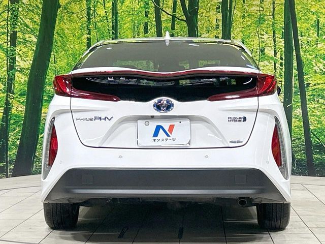 TOYOTA PRIUS PHV 2019 Image 31