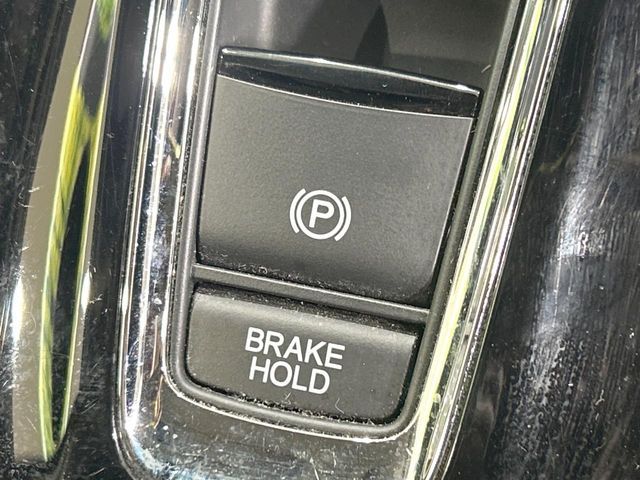 HONDA VEZEL HYBRID 2016 Image 31