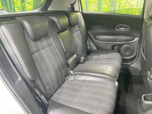 HONDA VEZEL HYBRID 2016 Image 31