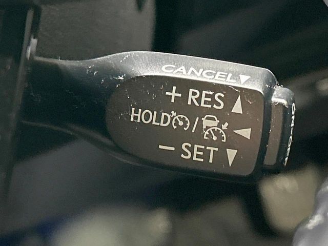 TOYOTA PRIUS 2019 Image 31