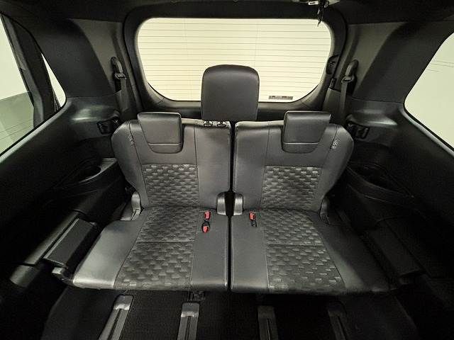 TOYOTA VOXY HYBRID 2022 Image 31