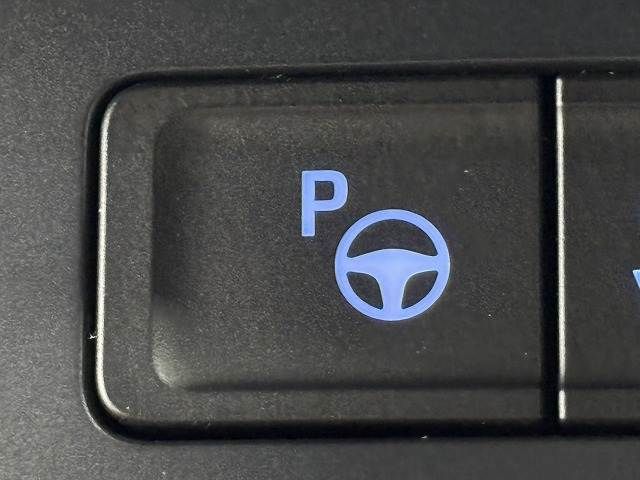 TOYOTA VOXY HYBRID 2022 Image 31