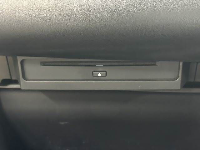 TOYOTA VOXY HYBRID 2022 Image 31