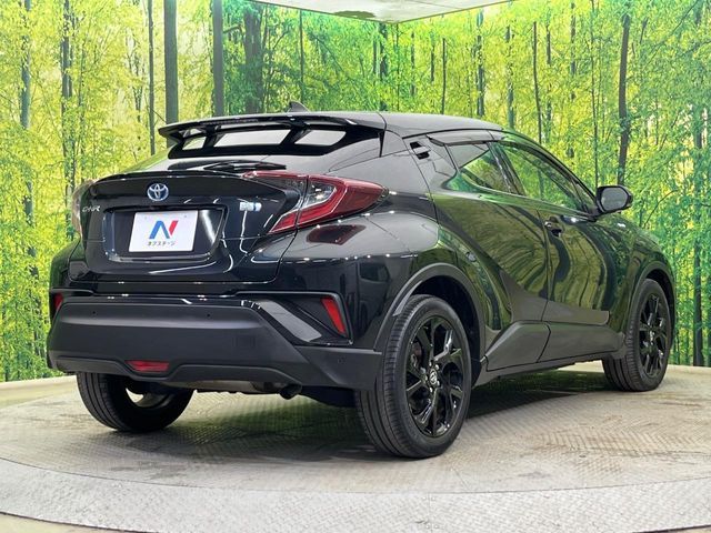 TOYOTA C-HR 2019 Image 31