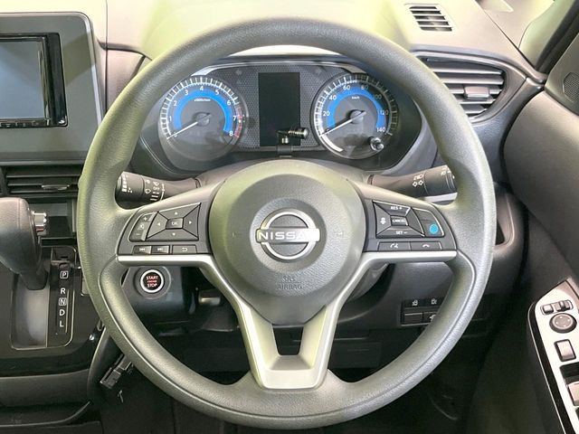 NISSAN ROOX 2023 Image 31