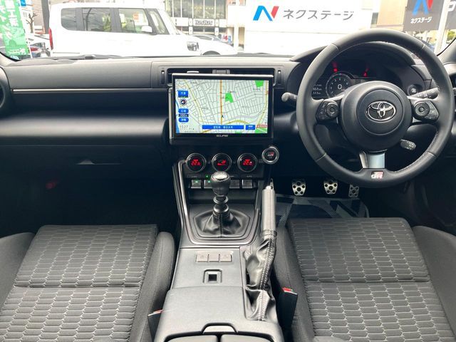 TOYOTA GR86 2025 Image 31