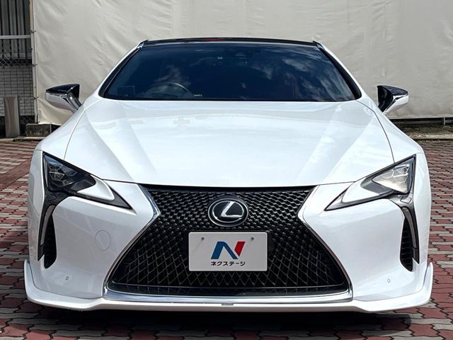 TOYOTA LEXUS LC500H 2017 Image 31