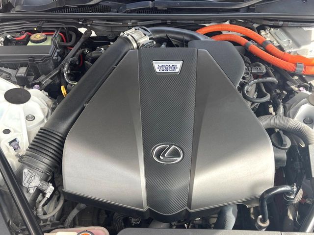 TOYOTA LEXUS LC500H 2017 Image 31