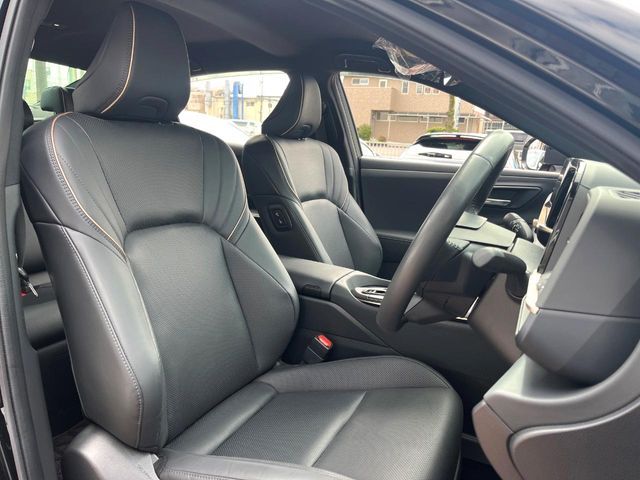 TOYOTA CROWN CROSSOVER 2022 Image 31