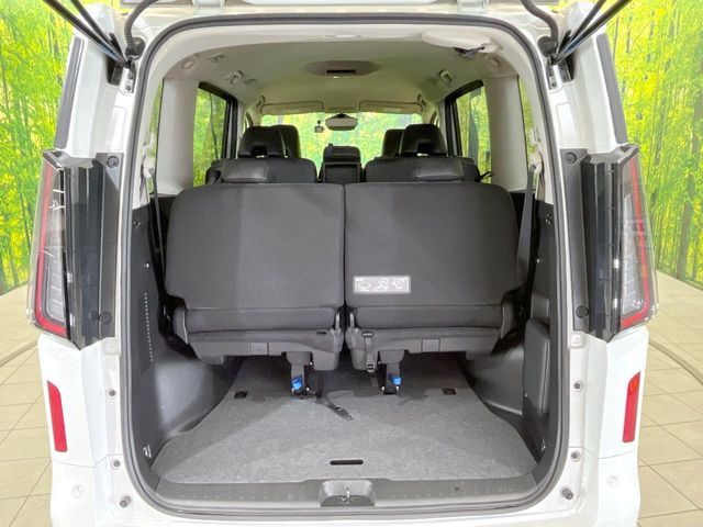 NISSAN SERENA  WG 2023 Image 31