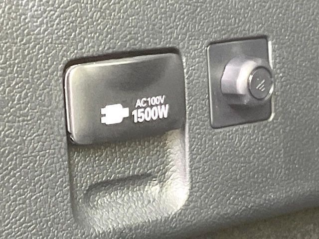 TOYOTA PRIUS 2020 Image 31