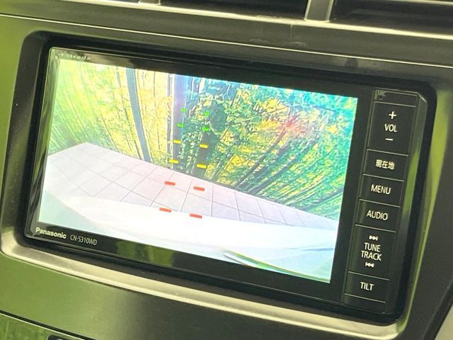 TOYOTA PRIUS ALPHA 2013 Image 31