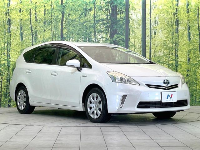TOYOTA PRIUS ALPHA 2013 Image 31