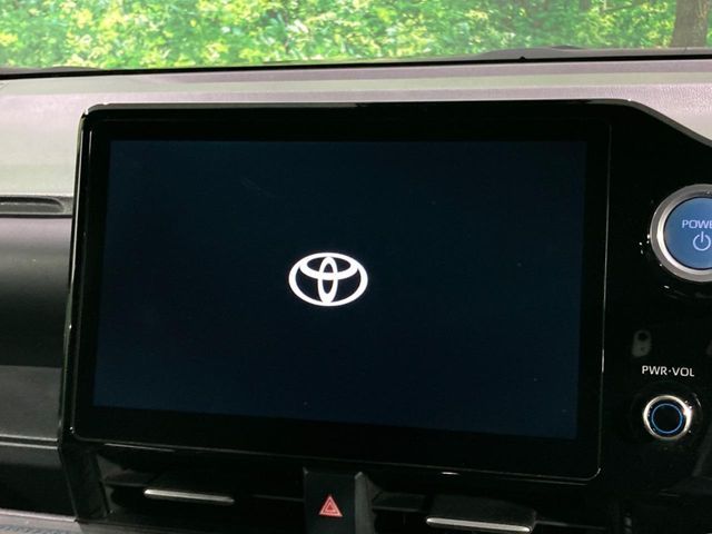 TOYOTA VOXY HYBRID 2023 Image 31