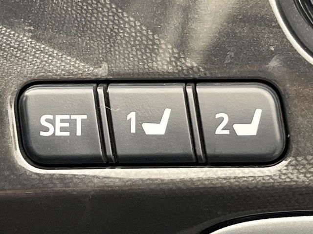 TOYOTA CROWN SEDAN HYBRID 2013 Image 31