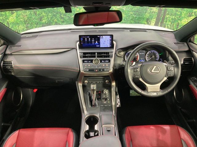 TOYOTA LEXUS NX300 2019 Image 31