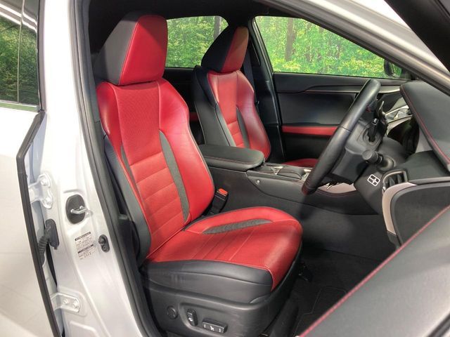 TOYOTA LEXUS NX300 2019 Image 31