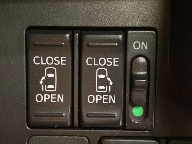 TOYOTA TANK 2018 Image 31