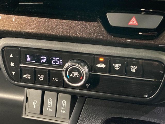 HONDA N BOX CUSTOM 2019 Image 31