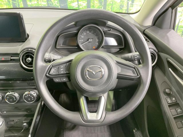 MAZDA DEMIO 2018 Image 31