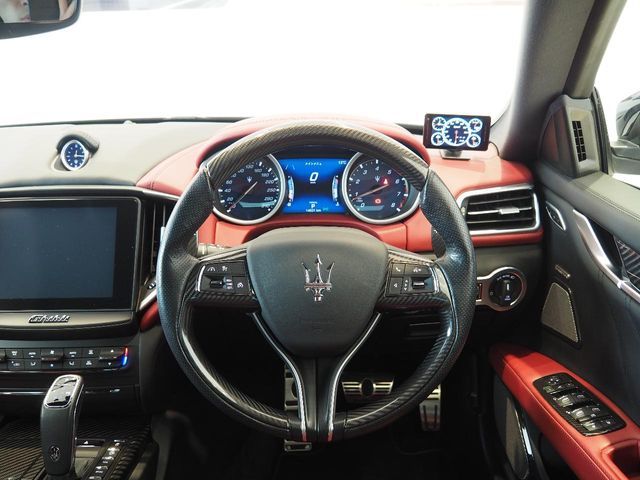 MASERATI GHIBLI SEDA 2021 Image 31