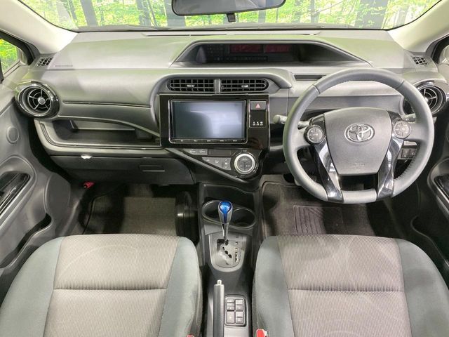 TOYOTA AQUA 2017 Image 31