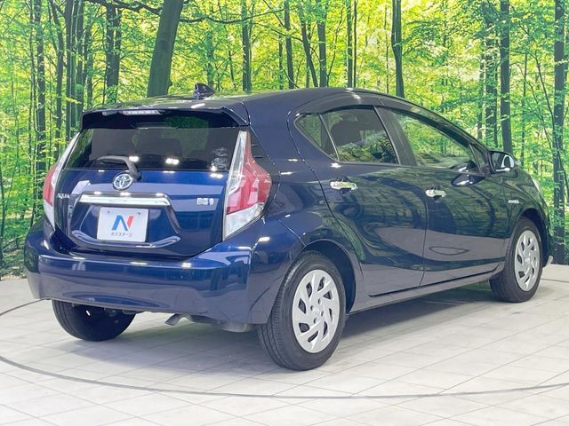 TOYOTA AQUA 2017 Image 31