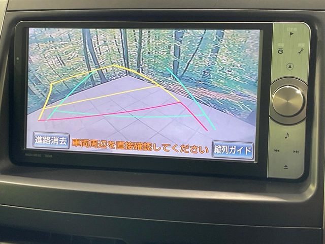 TOYOTA VOXY 2012 Image 31