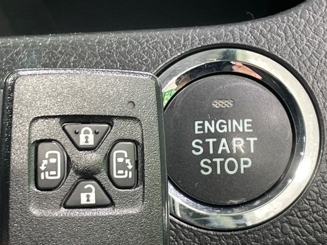 TOYOTA VOXY 2012 Image 31