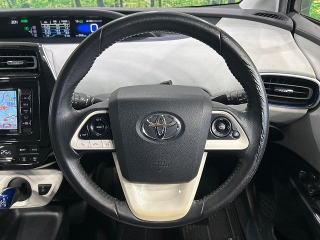 TOYOTA PRIUS 2016 Image 31