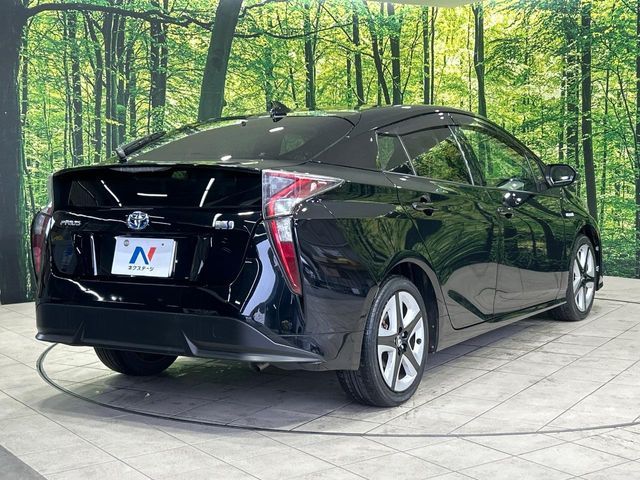 TOYOTA PRIUS 2016 Image 31